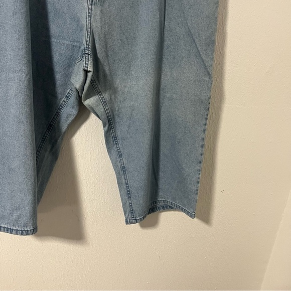 Mainstreet Blues Women’s Plus Size 24W Light Wash Denim Capri Pants 100% Cotton - Picture 3 of 7